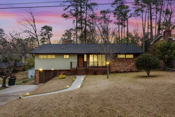 $327,000 | 902 Fairfield Avenue, North Augusta, SC 29841