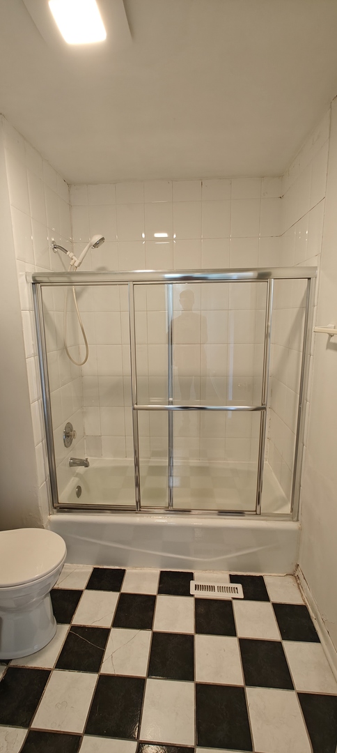 1978 Green Bay Road Highland Park, IL 60035 - Photo 22 of 26