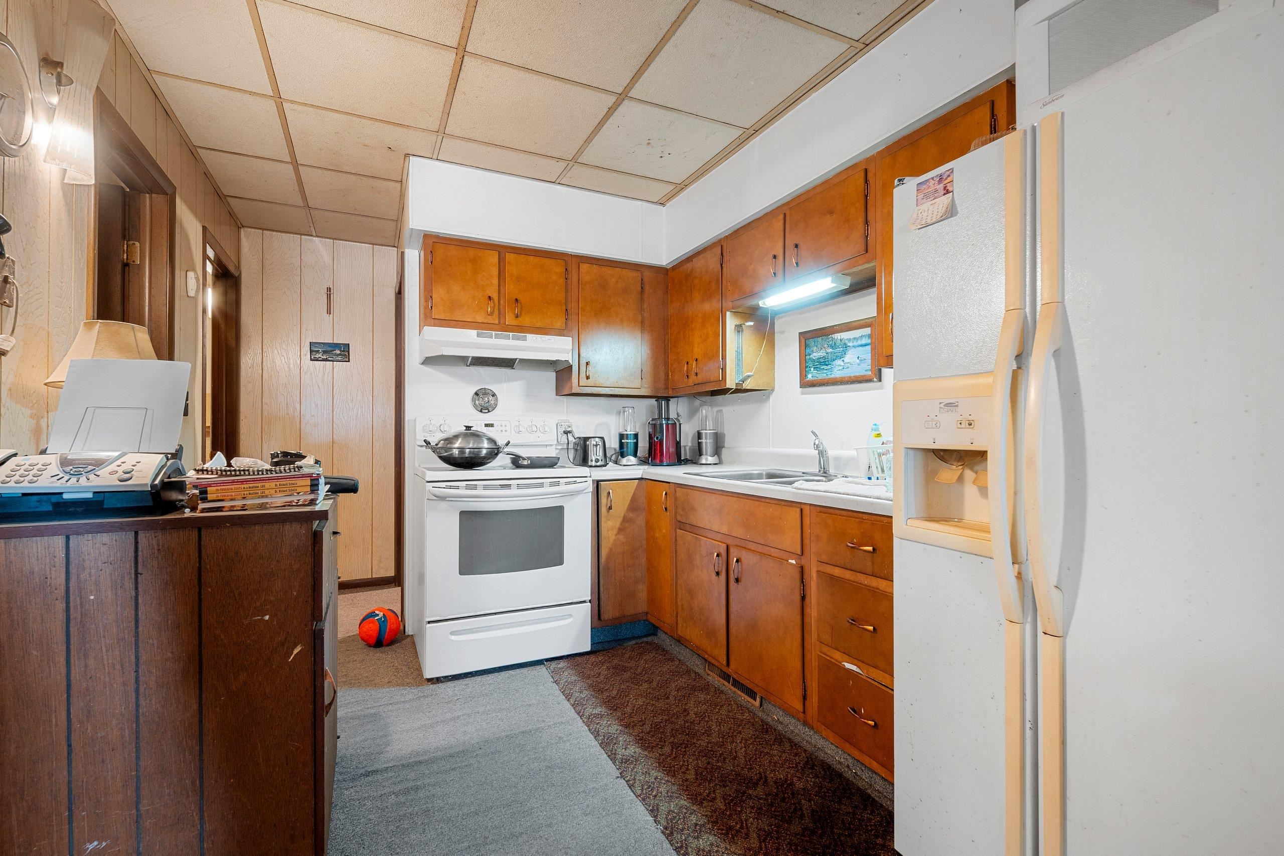 800 4th Street Algoma, WI 54201 - Photo 14 of 57