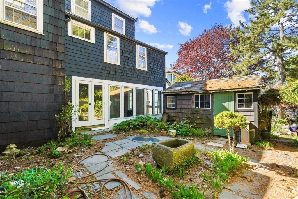 29-31 Circle Street Marblehead, MA 01945 - Photo 32 of 37