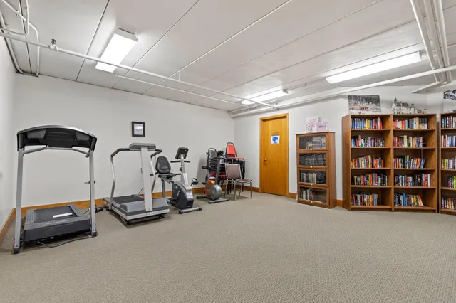 $170,000 | 4035 Victoria Street North, Unit 211, Shoreview, MN 55126