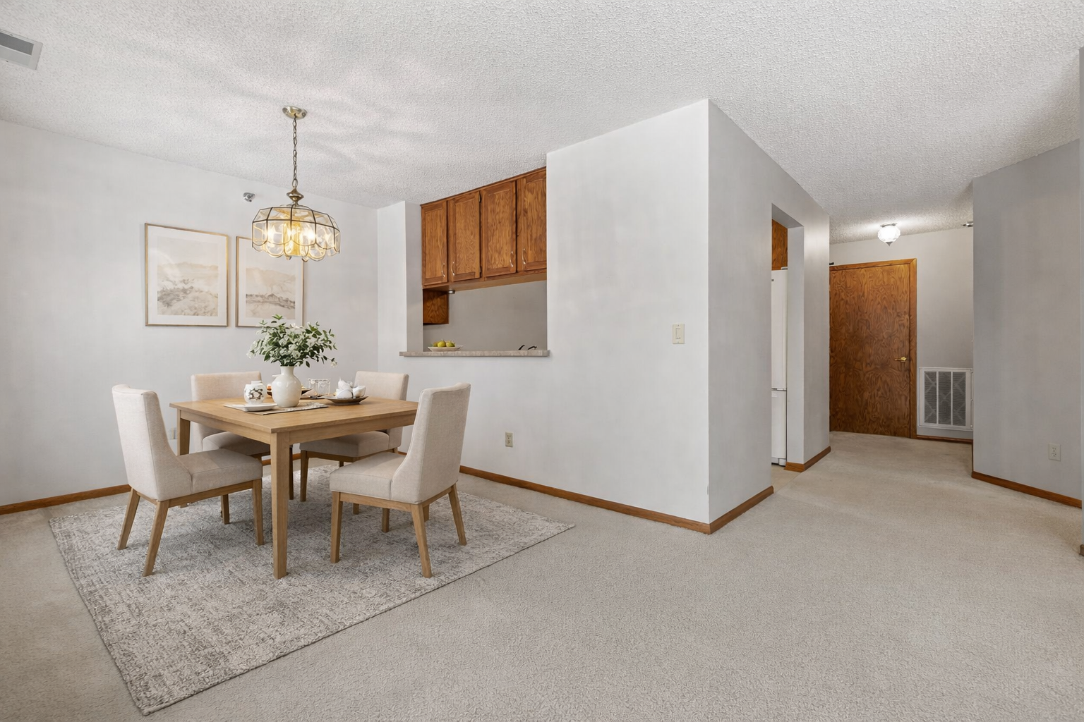 4035 Victoria Street North, Unit 211 Shoreview, MN 55126 - Photo 6 of 29