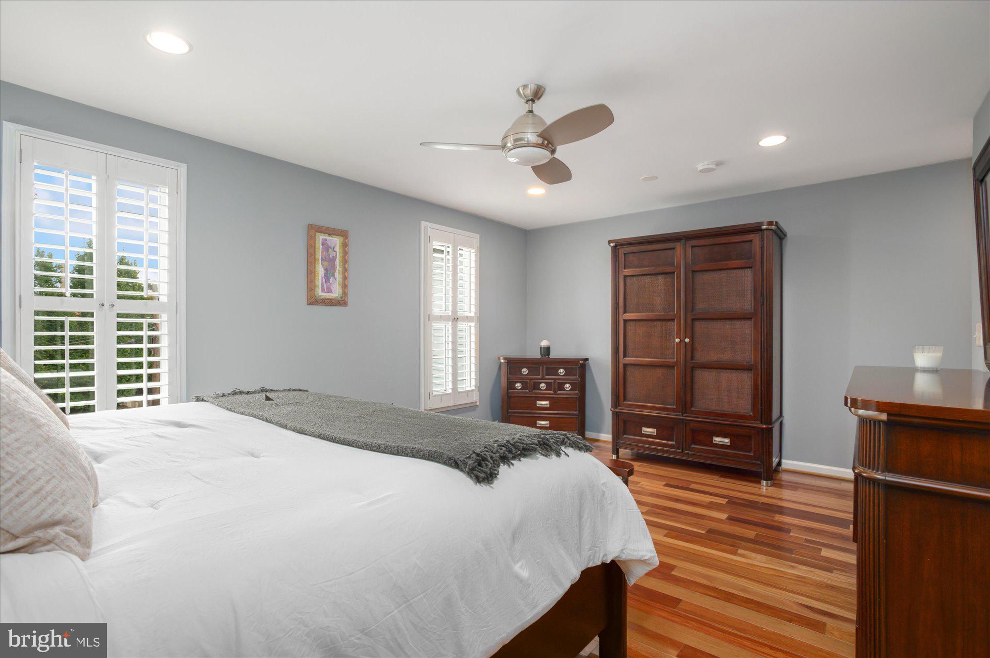 323 T Street Northwest Washington, DC 20001 - Photo 17 of 35 a bedroom with a bed and a dresser