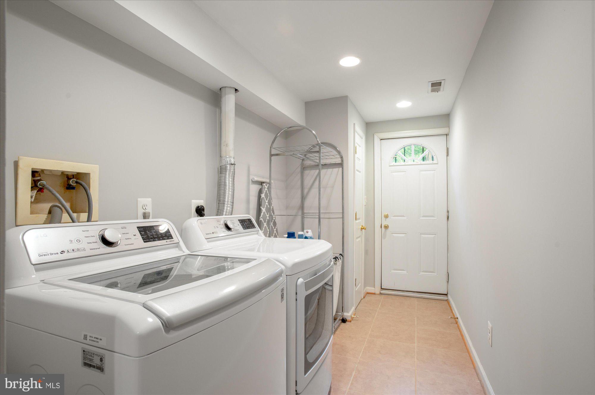 323 T Street Northwest Washington, DC 20001 - Photo 28 of 35 a utility room with dryer and washer
