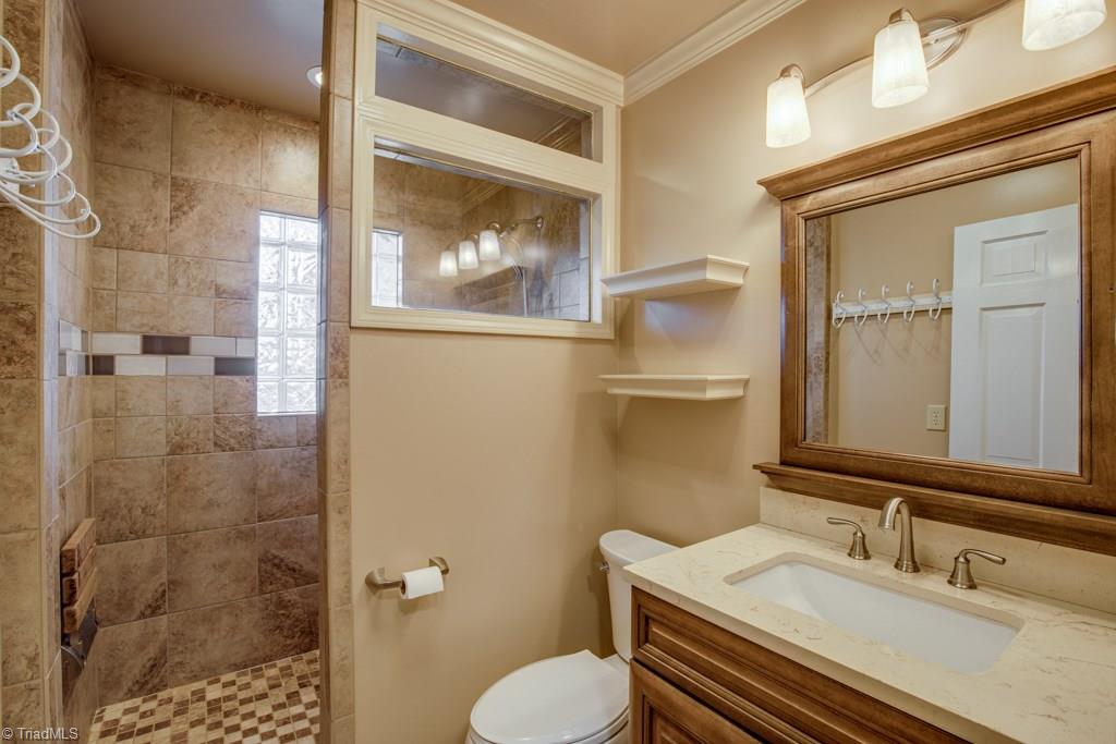304 Fairground Road East Bend, NC 27018 - Photo 11 of 30 Gallery Image 11