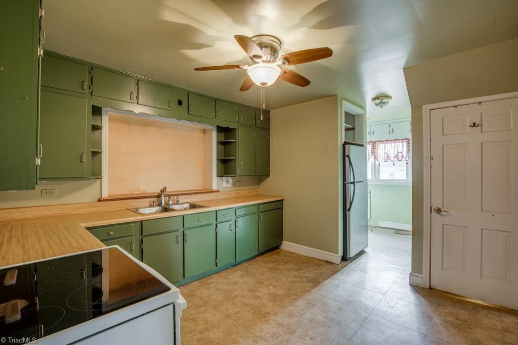 304 Fairground Road East Bend, NC 27018 - Photo 8 of 30 Gallery Image 8