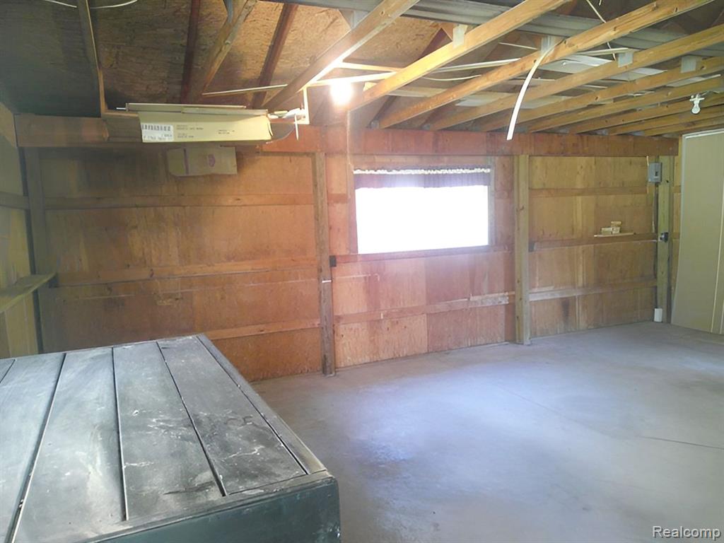 1591 North Branch Road North Branch, MI 48461 - Photo 12 of 14 Gallery Image 12