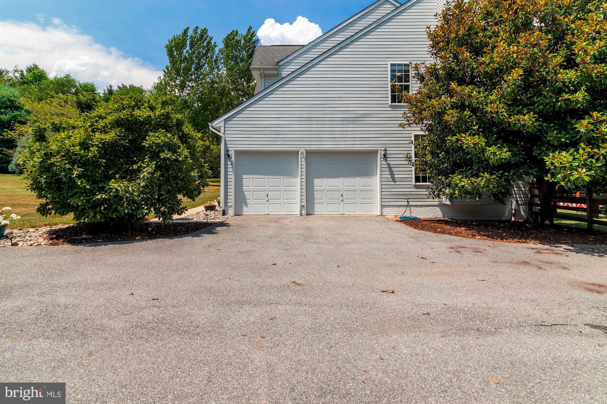 17290 Old Frederick Road Mount Airy, MD 21771 - Photo 6 of 113 Gallery Image 6