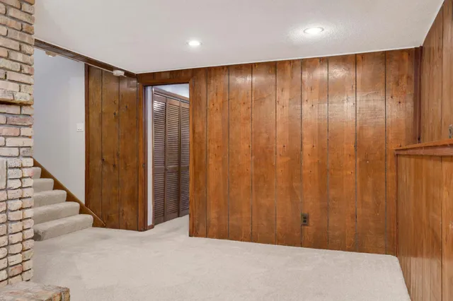 $3,200 | 8666 Windward Circle, Eden Prairie, MN 55344