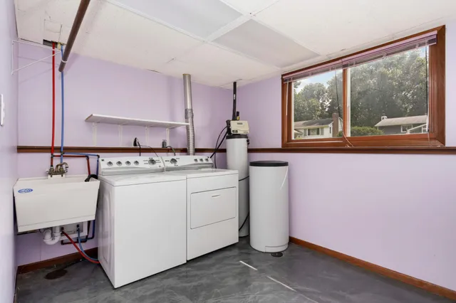 $3,200 | 8666 Windward Circle, Eden Prairie, MN 55344