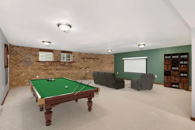 $3,200 | 8666 Windward Circle, Eden Prairie, MN 55344