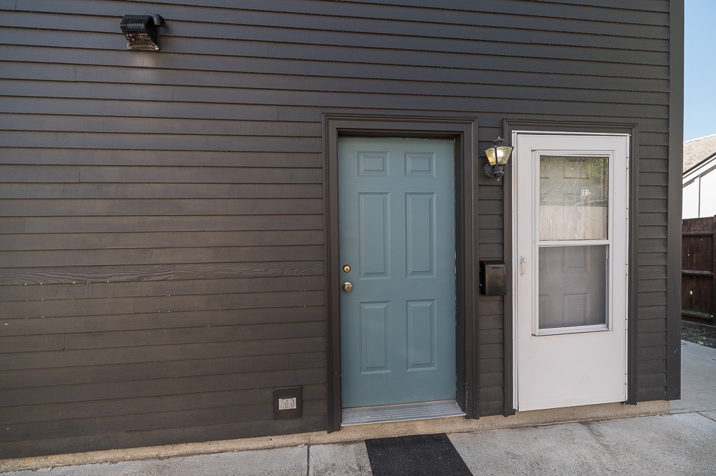 37 Topsfield Road Ipswich, MA 01938 - Photo 12 of 30