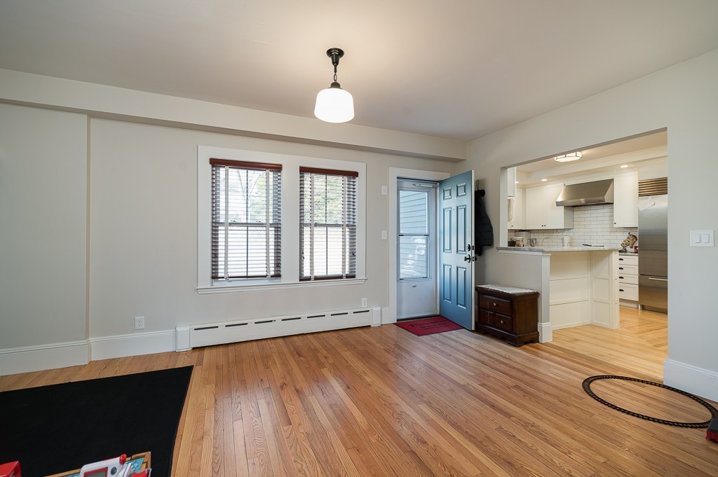 37 Topsfield Road Ipswich, MA 01938 - Photo 17 of 30