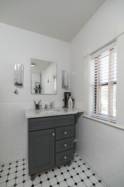 37 Topsfield Road Ipswich, MA 01938 - Photo 21 of 30