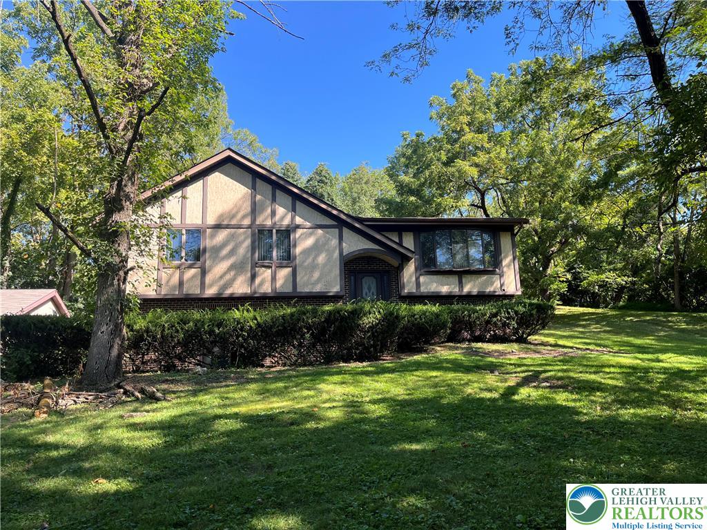 6445 Jacksonville Road Bath, PA 18014 - Photo 1 of 16 Gallery Image 1