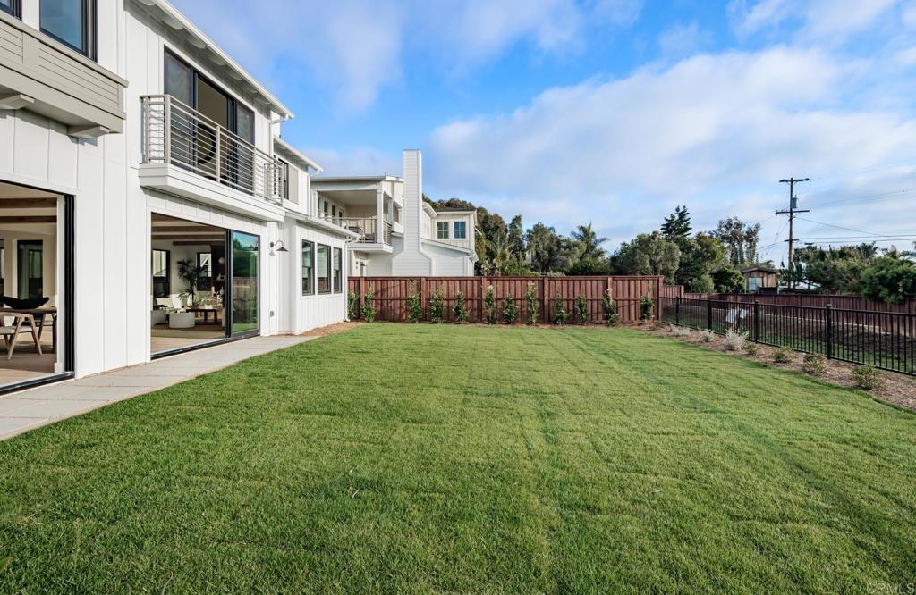 824 Conestoga Court Encinitas, CA 92024 - Photo 29 of 38 Exterior Back
