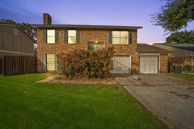 $1,900 | 18018 Autumn Trails Lane, Katy, TX 77449