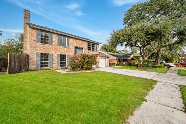 $1,900 | 18018 Autumn Trails Lane, Katy, TX 77449