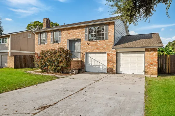 $1,900 | 18018 Autumn Trails Lane, Katy, TX 77449