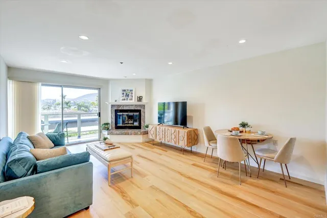 $360,000 | 1616 Circa Del Lago, Unit C206, San Marcos, CA 92078