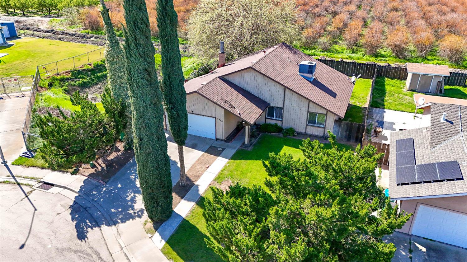 2915 Balsam Way Merced, CA 95348 - Photo 36 of 40 a aerial view of a house with a yard