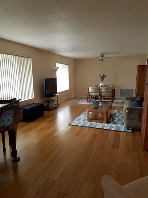 15147 Crocker Road Poway, CA 92064 - Photo 8 of 14