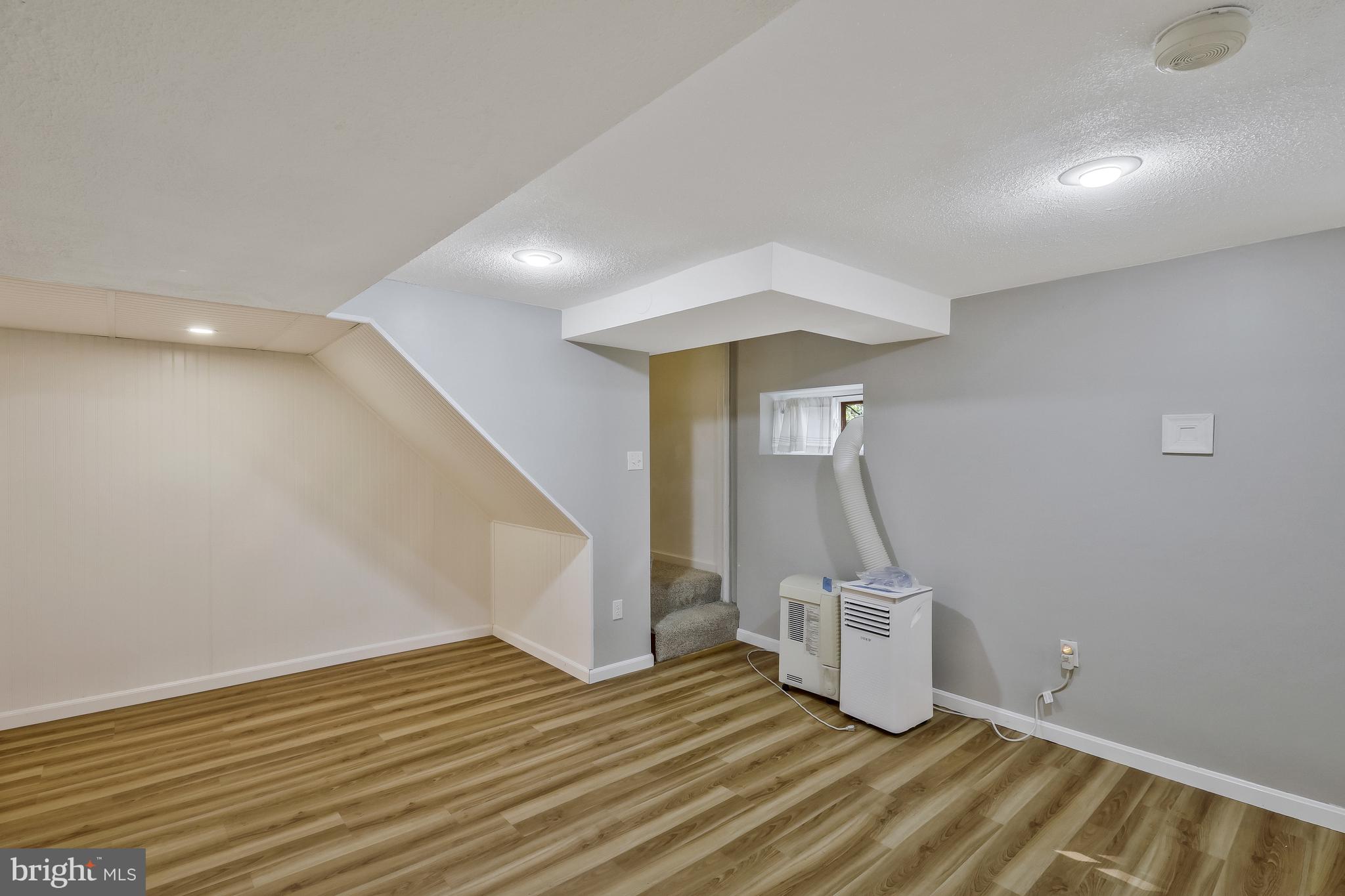 5512 Brookland Road Alexandria, VA 22310 - Photo 23 of 34 legal #4 bedroom in basement with egress