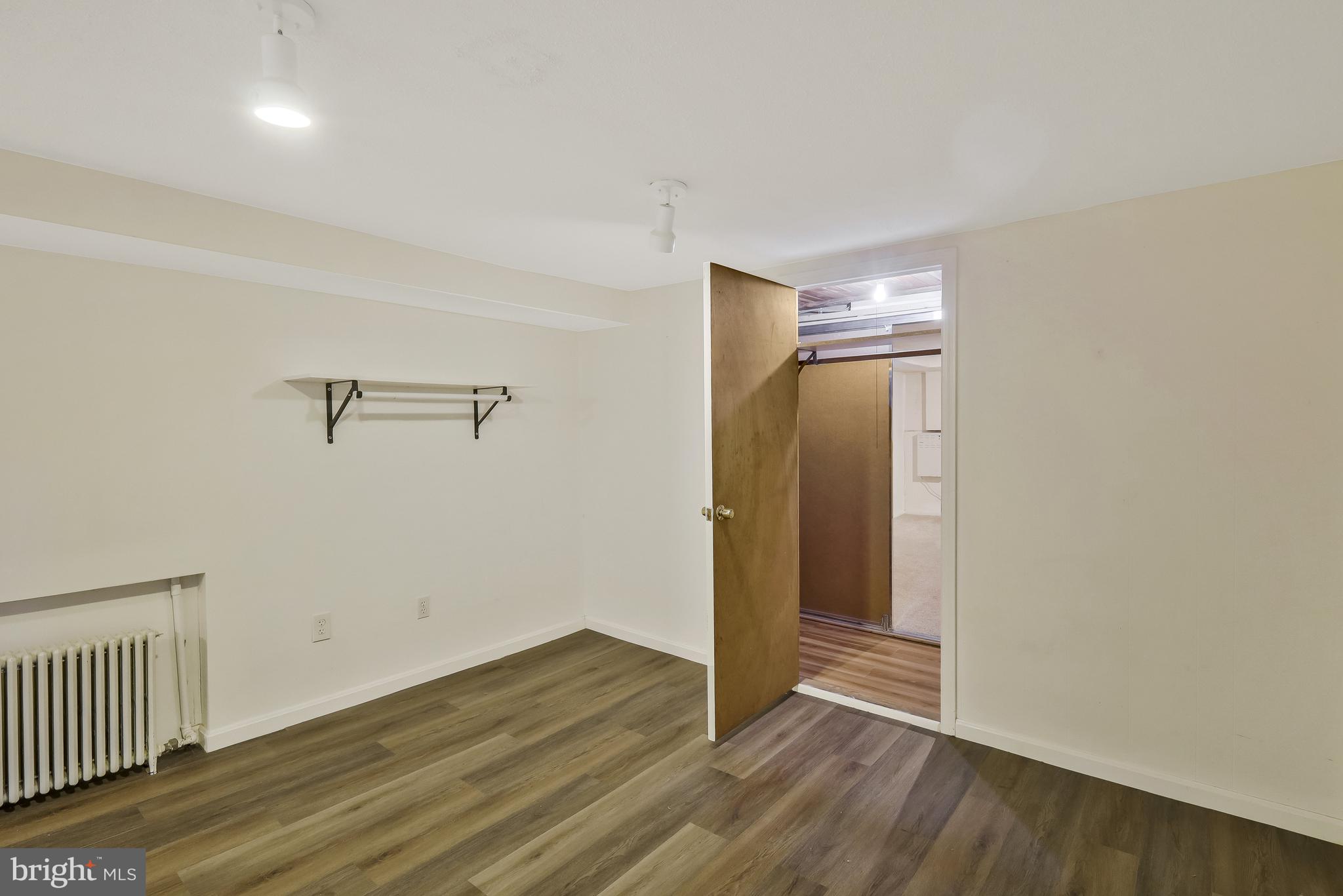 5512 Brookland Road Alexandria, VA 22310 - Photo 28 of 34 Basement: a 2nd bonus room w/ walk-in cedar closet
