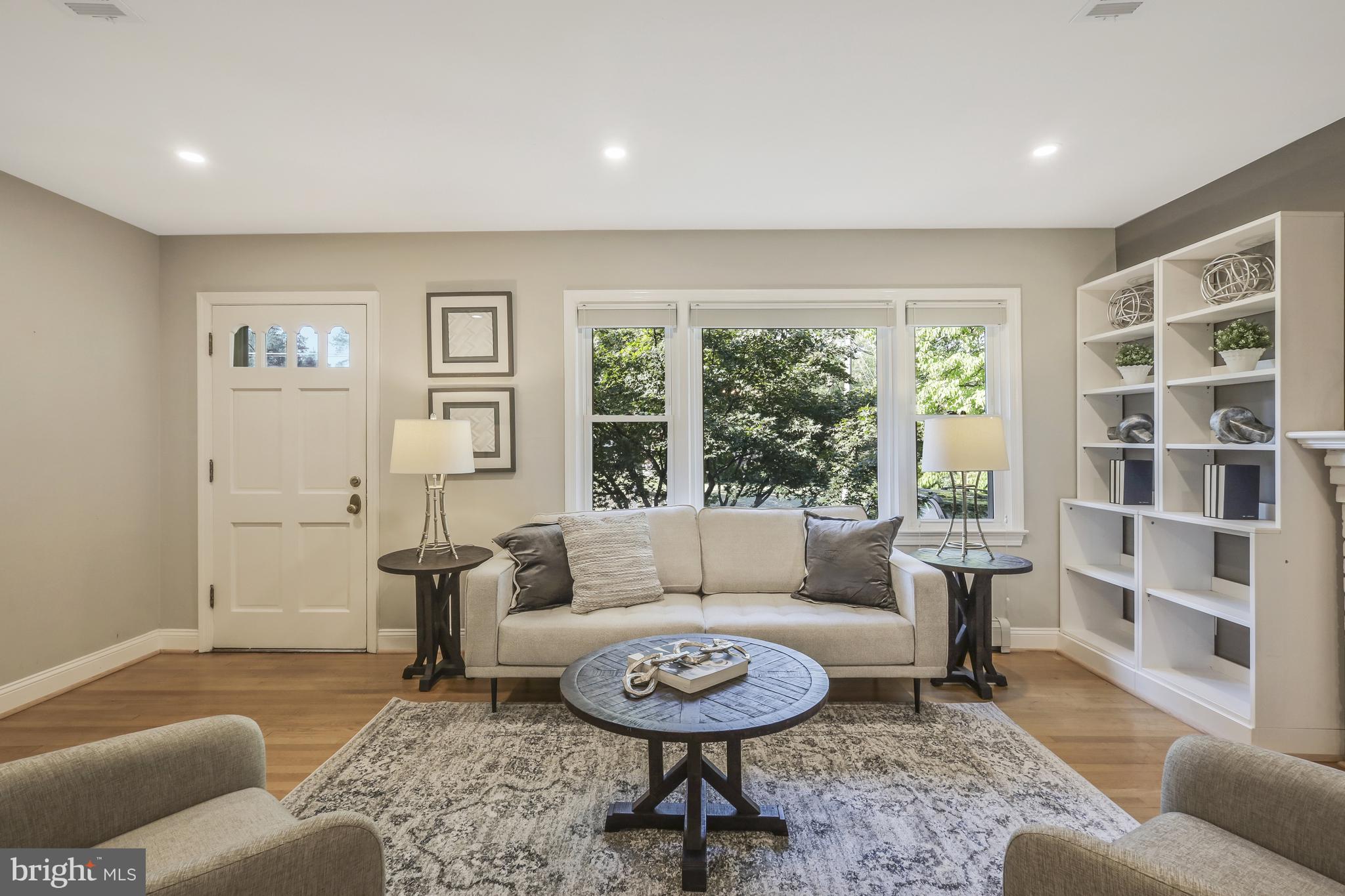 5512 Brookland Road Alexandria, VA 22310 - Photo 8 of 34 living room with picture window