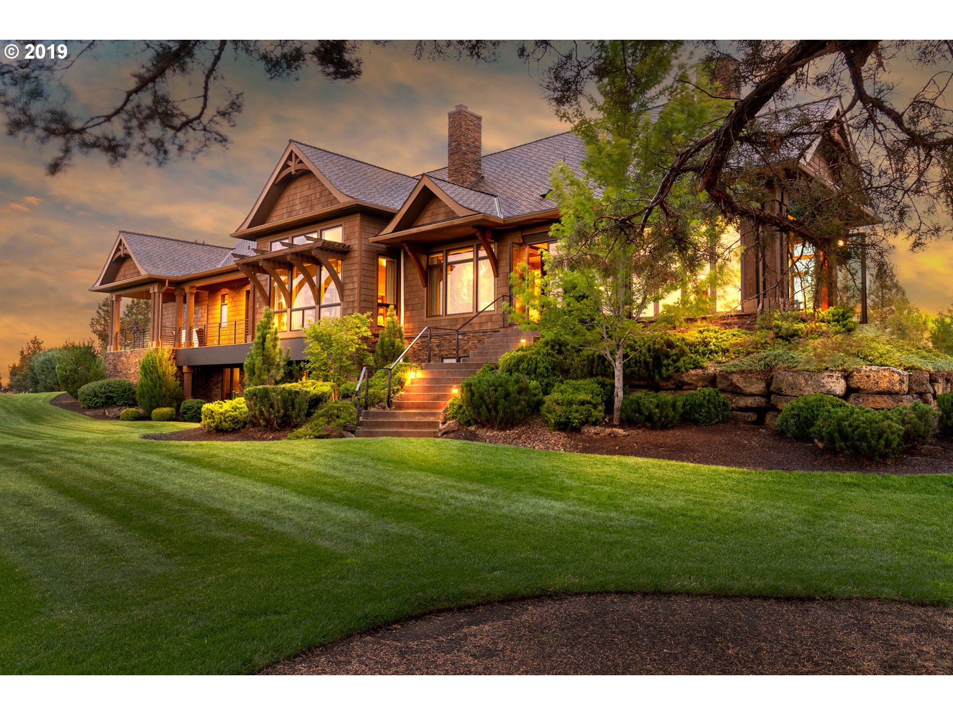 61425 Gosney Road Bend, OR 97702 - Photo 3 of 32