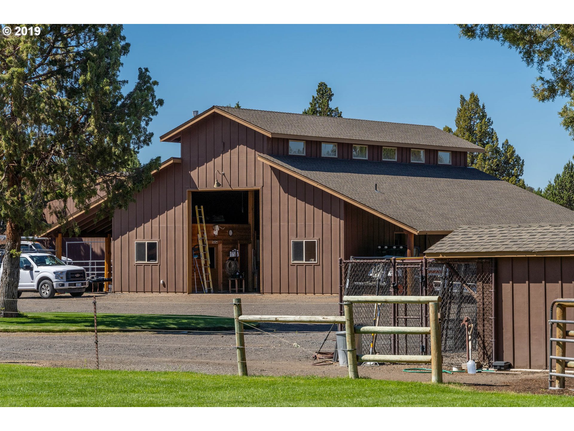 61425 Gosney Road Bend, OR 97702 - Photo 23 of 32