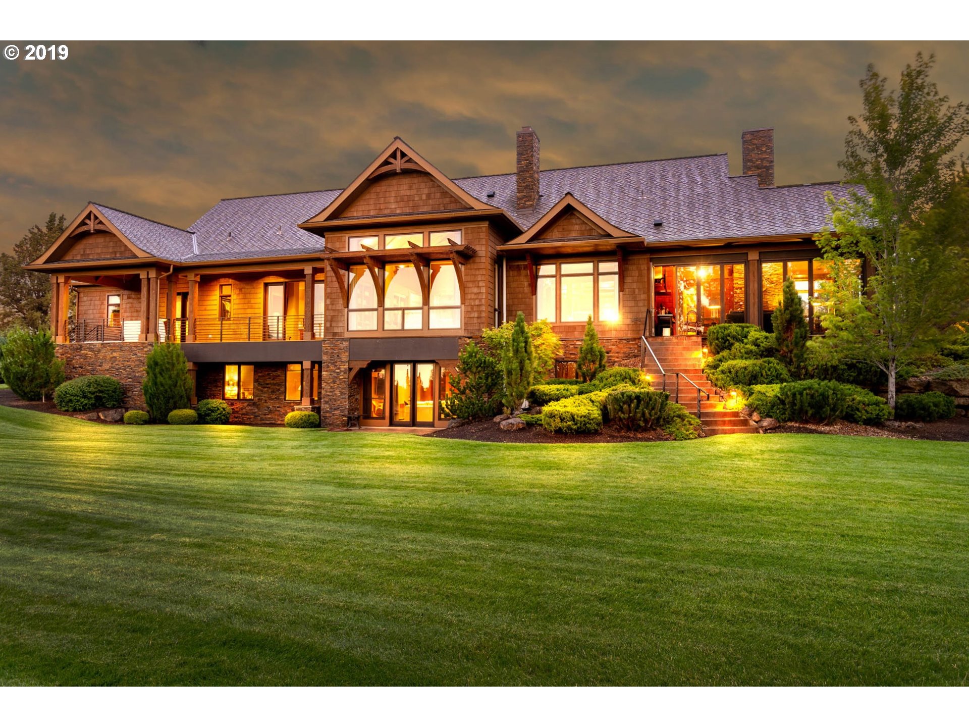 61425 Gosney Road Bend, OR 97702 - Photo 4 of 32