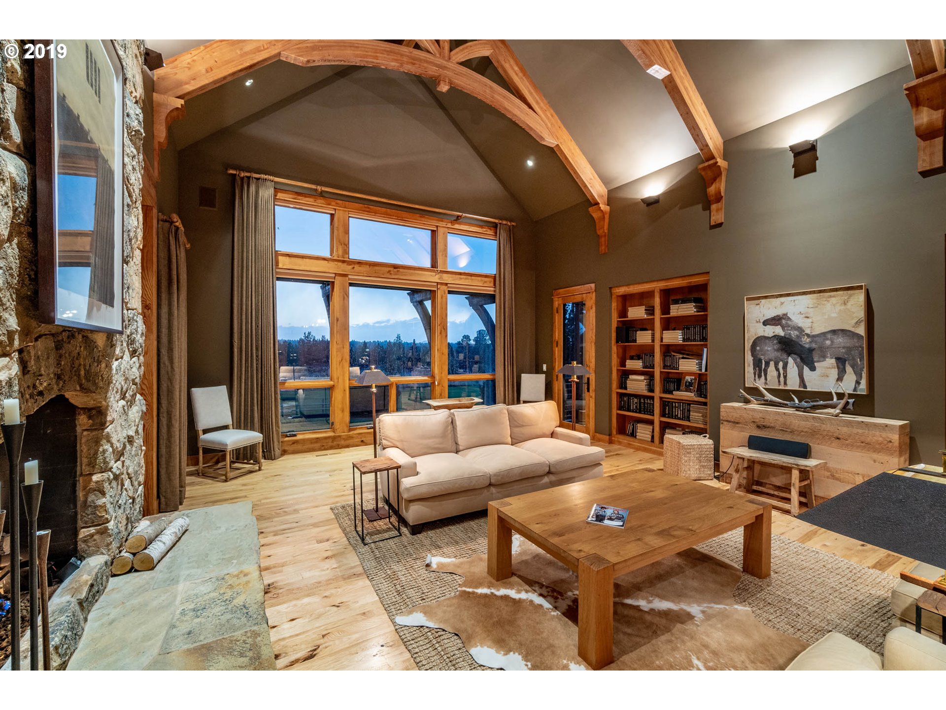 61425 Gosney Road Bend, OR 97702 - Photo 5 of 32