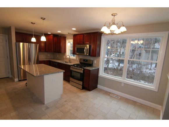 341 Main Dunstable Road Nashua, NH 03062 - Photo 4 of 21