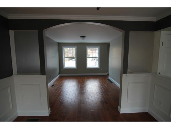341 Main Dunstable Road Nashua, NH 03062 - Photo 7 of 21