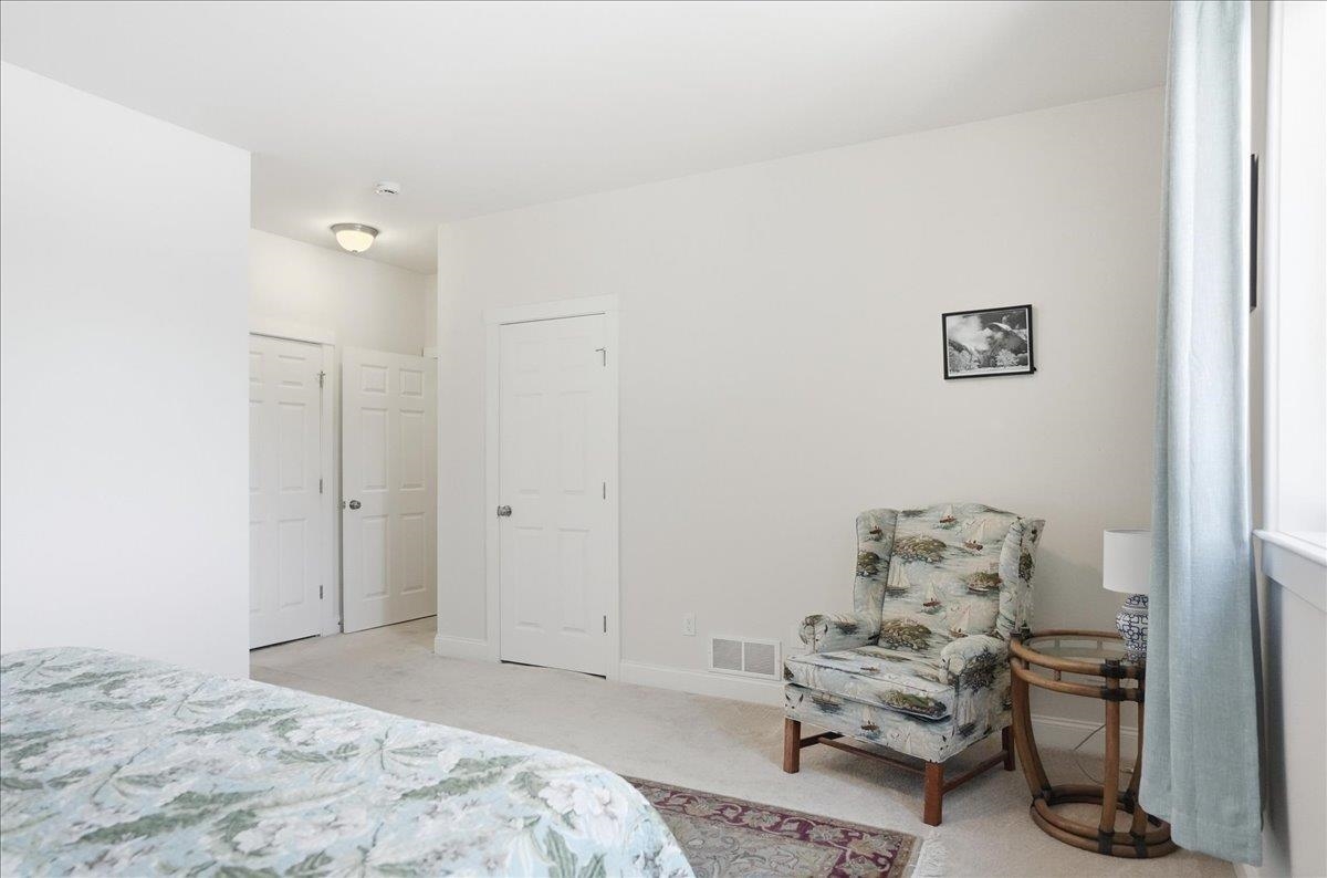 87 South Jefferson Road South Burlington, VT 05403 - Photo 13 of 52