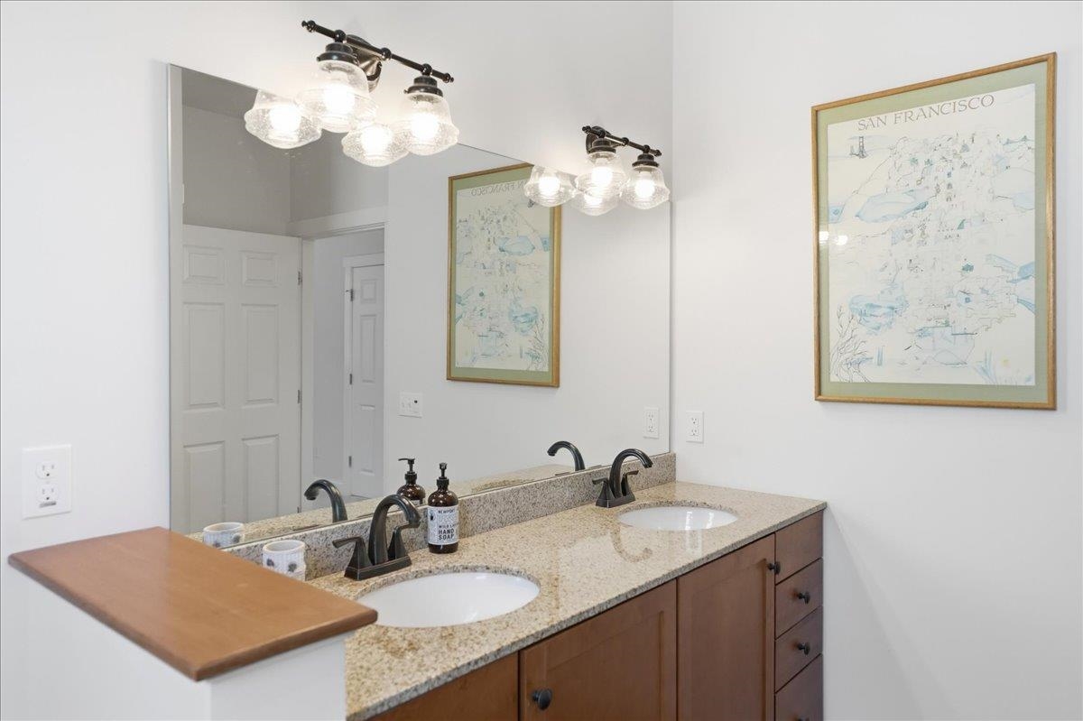 87 South Jefferson Road South Burlington, VT 05403 - Photo 15 of 52