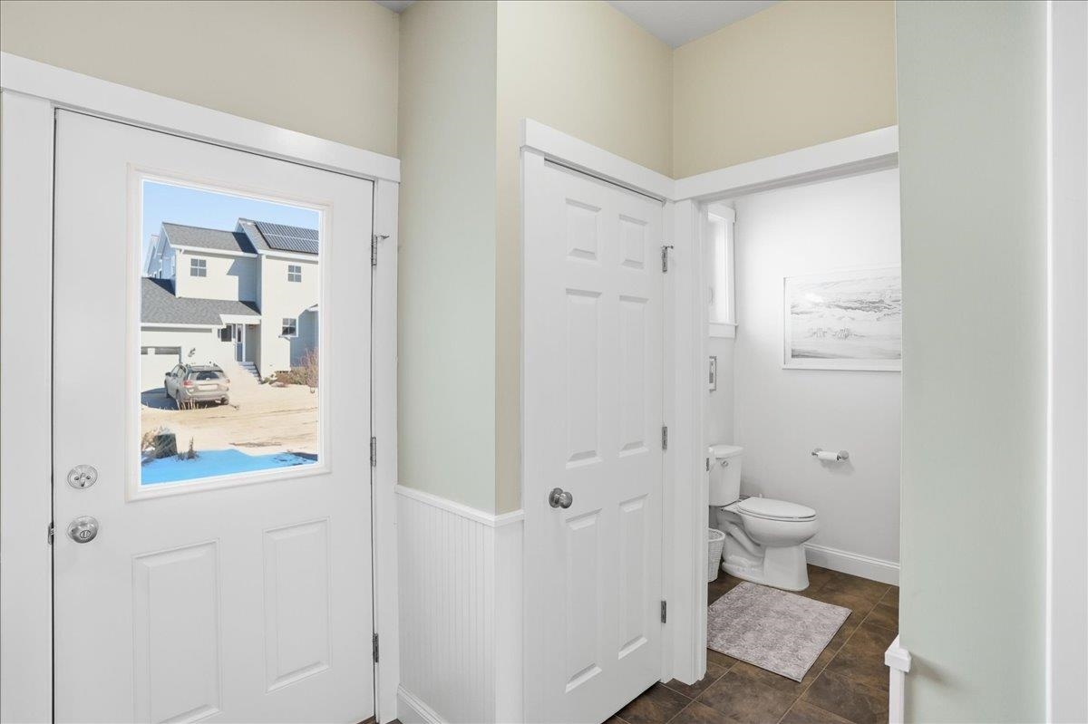 87 South Jefferson Road South Burlington, VT 05403 - Photo 17 of 52