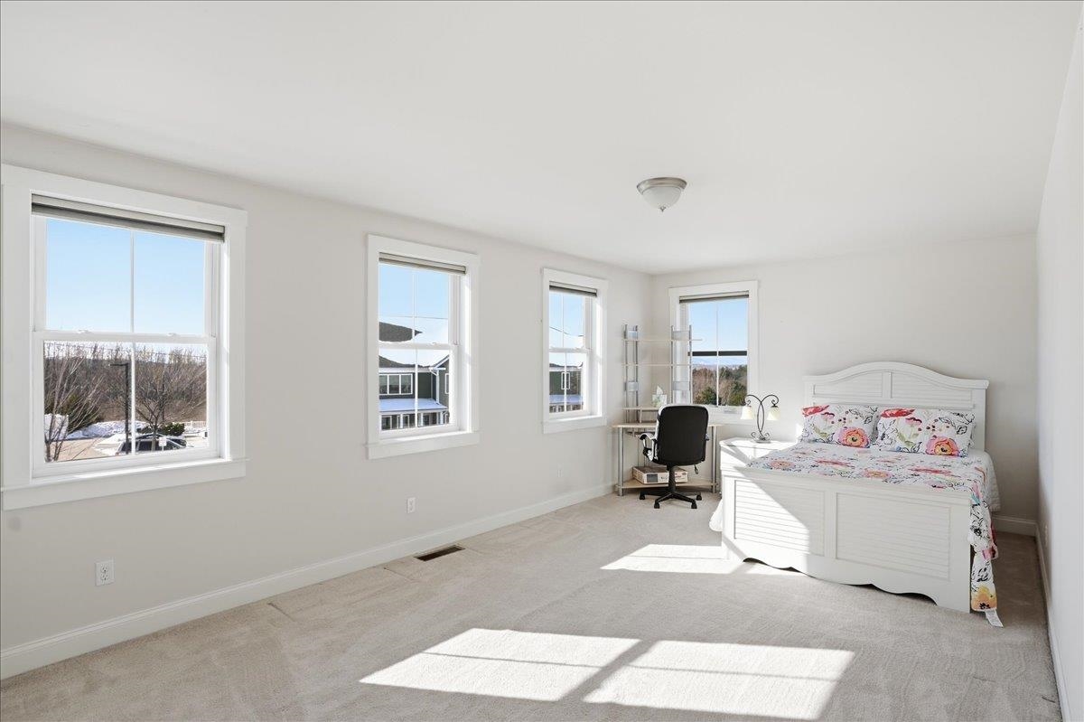 87 South Jefferson Road South Burlington, VT 05403 - Photo 20 of 52