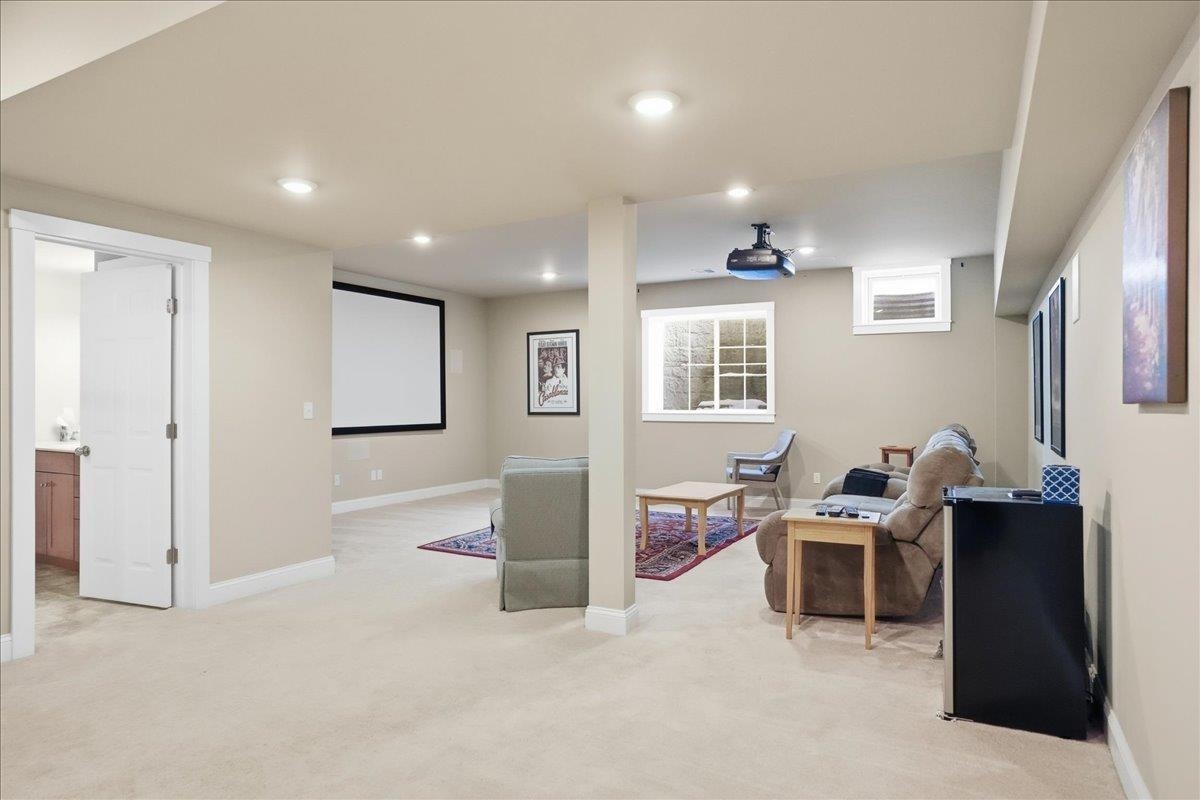 87 South Jefferson Road South Burlington, VT 05403 - Photo 31 of 52