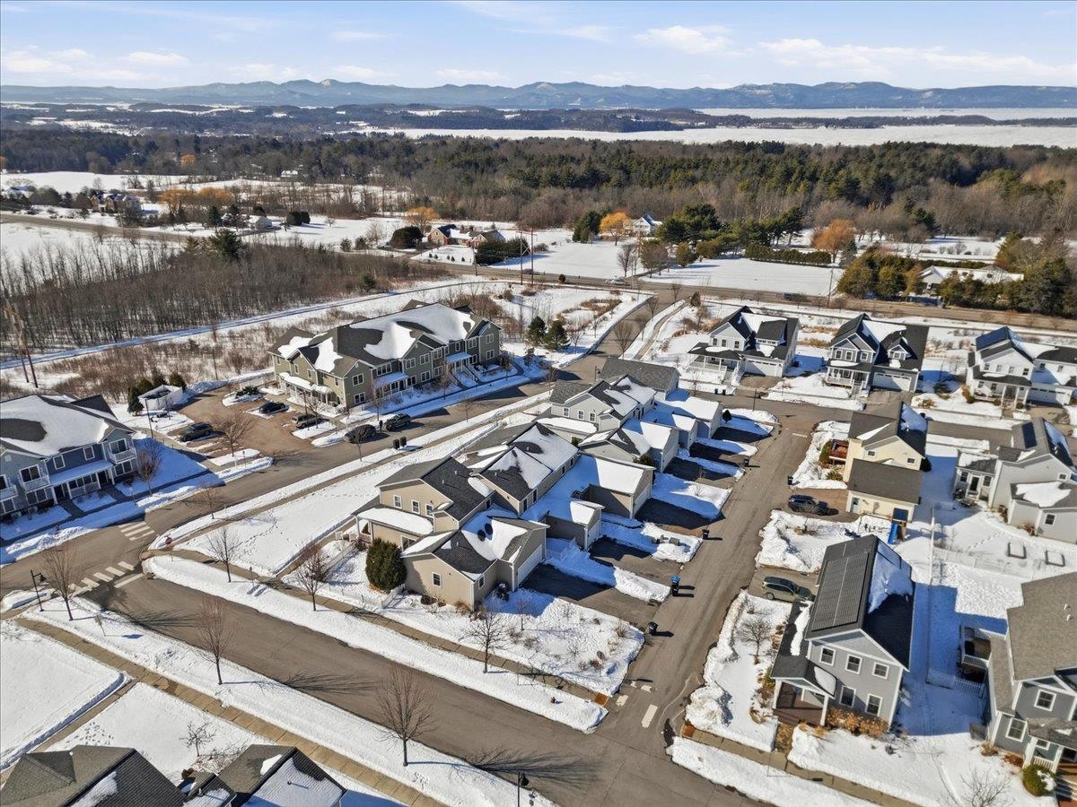 87 South Jefferson Road South Burlington, VT 05403 - Photo 43 of 52