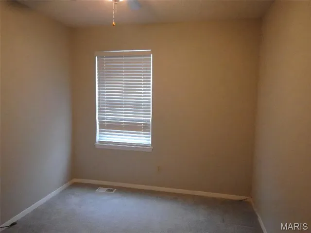 $304,000 | 2 Charleroi Place, Lake St. Louis, MO 63367