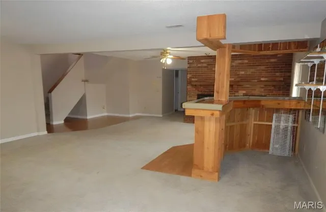 $304,000 | 2 Charleroi Place, Lake St. Louis, MO 63367