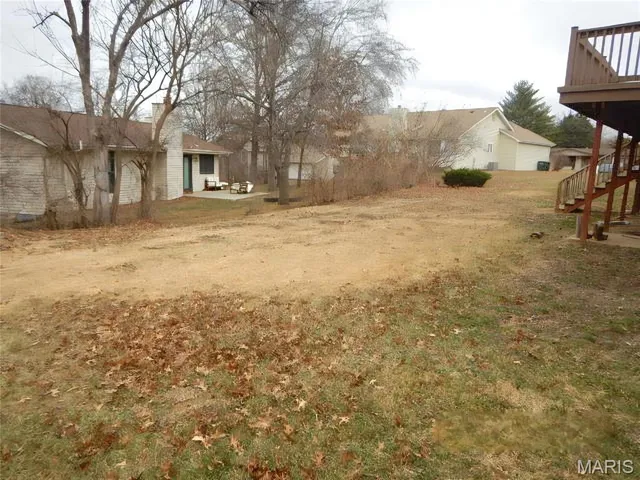 $304,000 | 2 Charleroi Place, Lake St. Louis, MO 63367