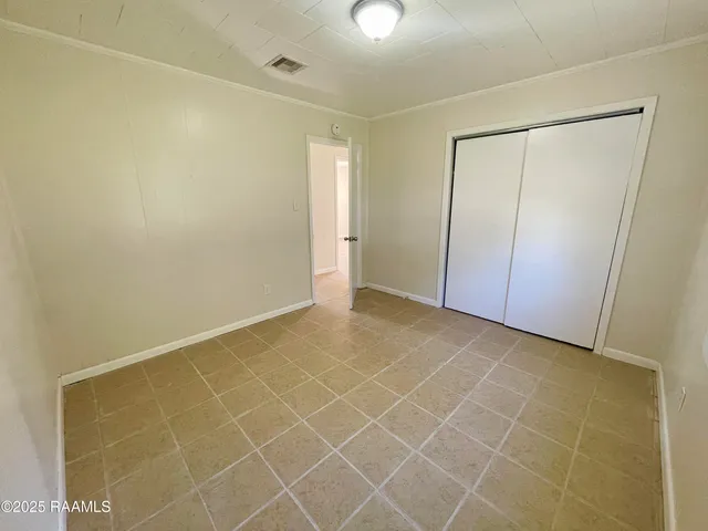 $1,200 | 1084 Red Barn Road, Breaux Bridge, LA 70517