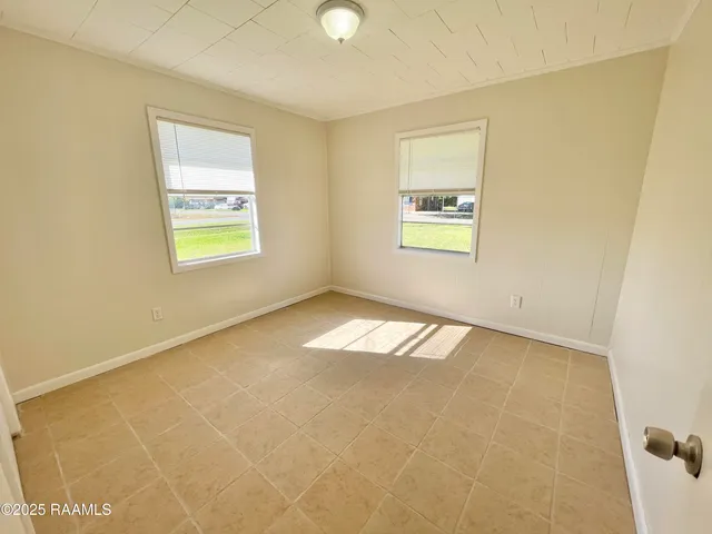 $1,200 | 1084 Red Barn Road, Breaux Bridge, LA 70517