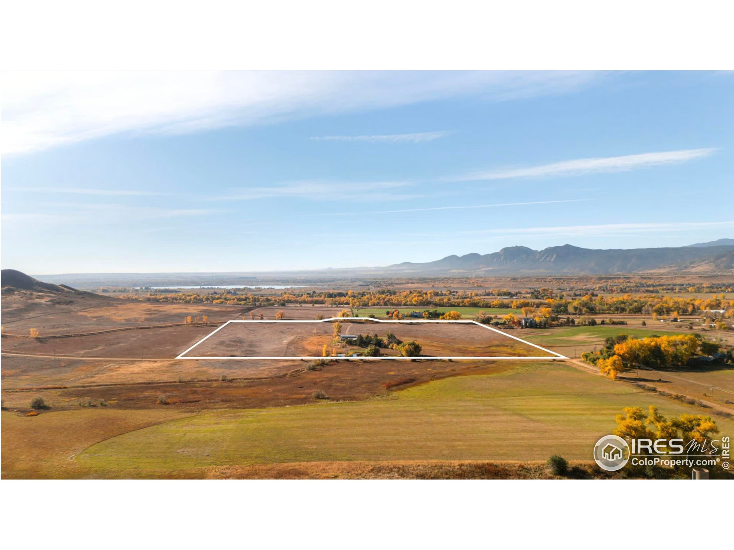5196 Oxford Road Longmont, CO 80503 - Photo 5 of 38 a view of an ocean