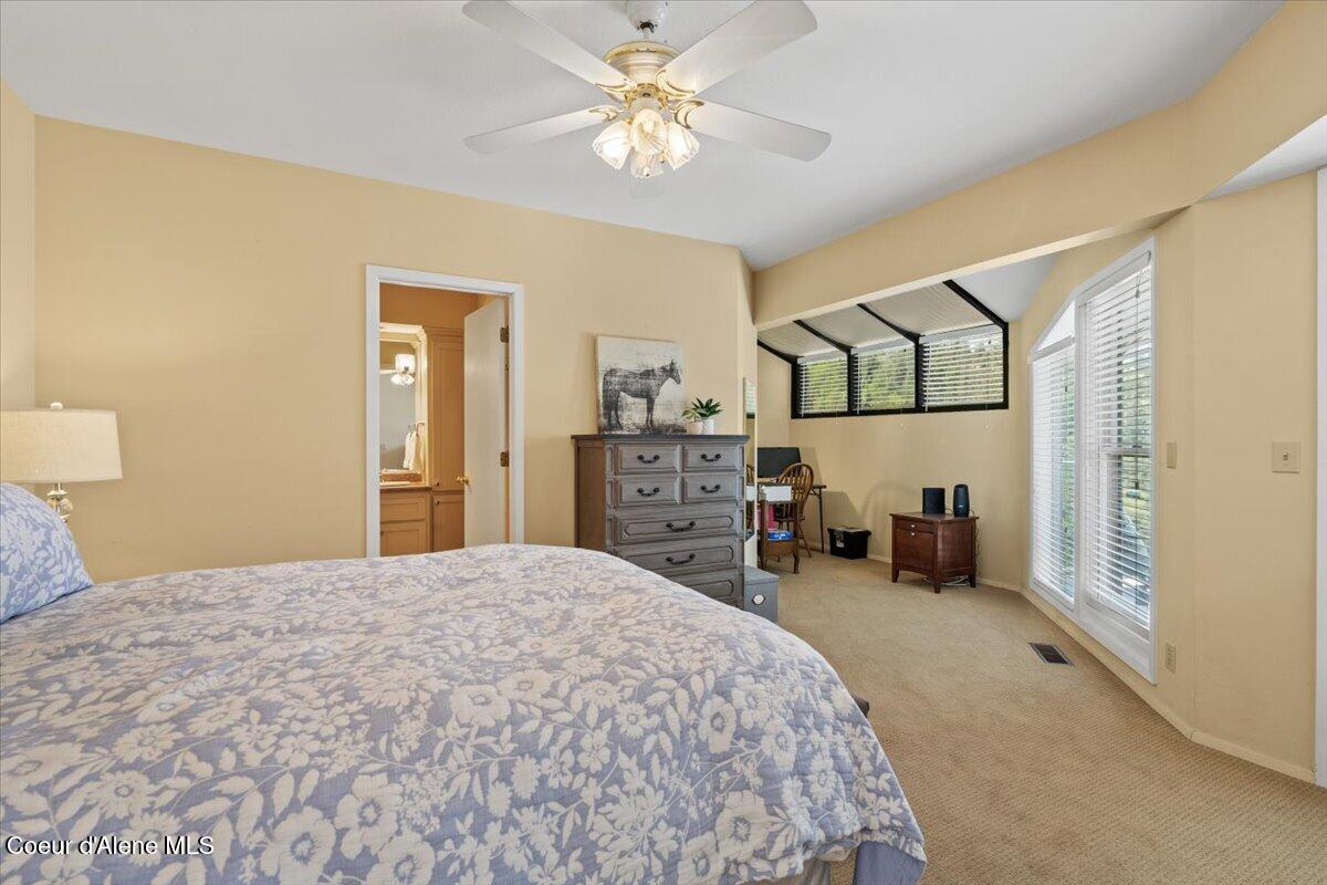 3570 East Tobler Road, Unit B8 Hayden, ID 83835 - Photo 15 of 30 27-3570 E Tobler Rd unit b8_RedHogMedia