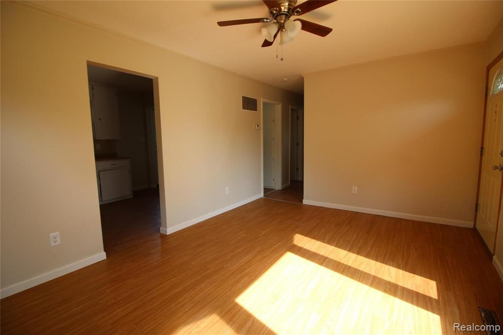 6320 Central Street Romulus, MI 48174 - Photo 6 of 15