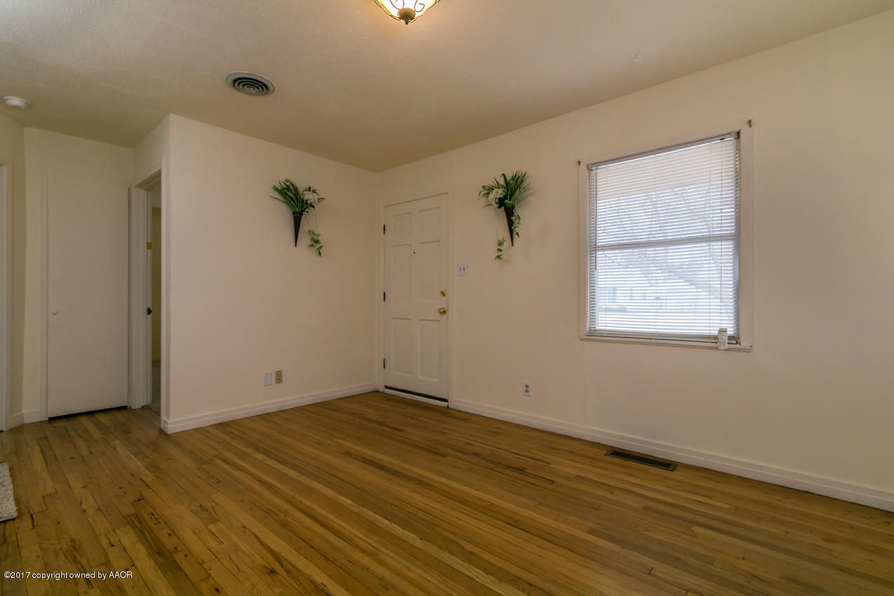 4201 South Ong Street Amarillo, TX 79110 - Photo 4 of 18 4201_S Ong-4